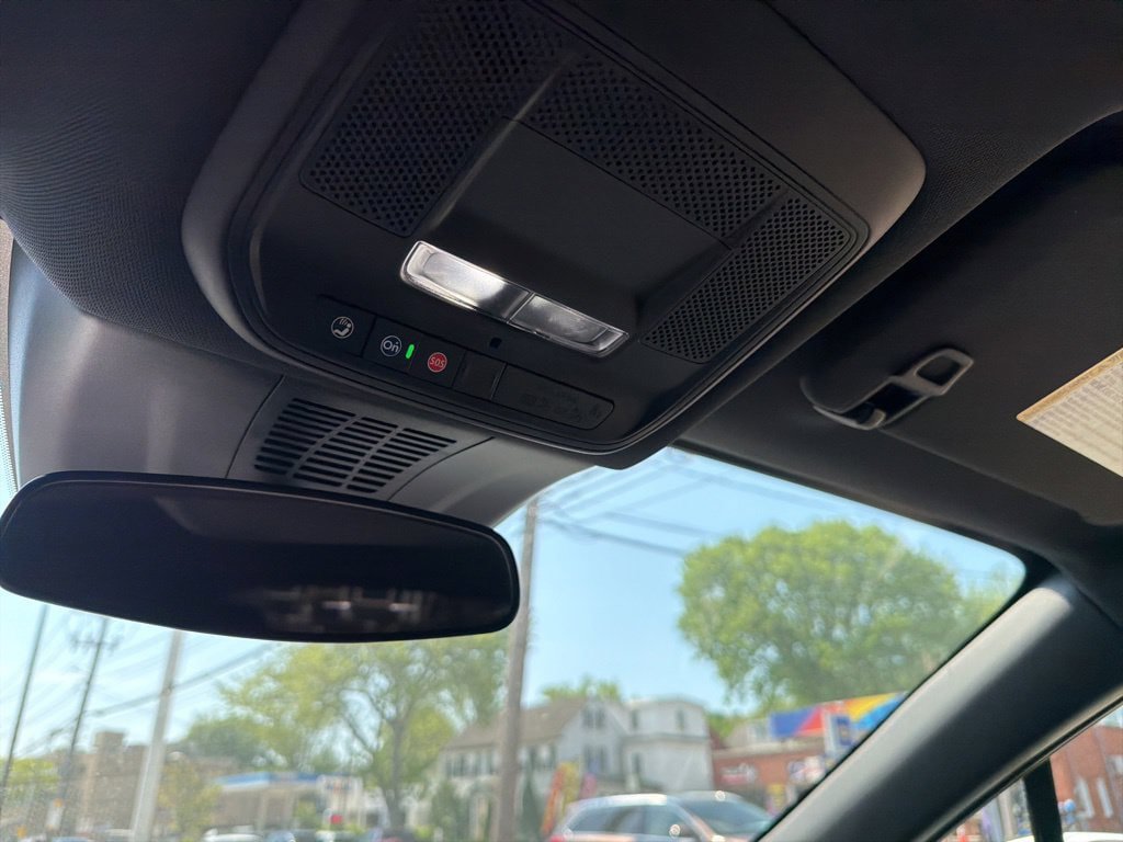 New 2025 Chevrolet Blazer EV LT AWD/4WD image 16