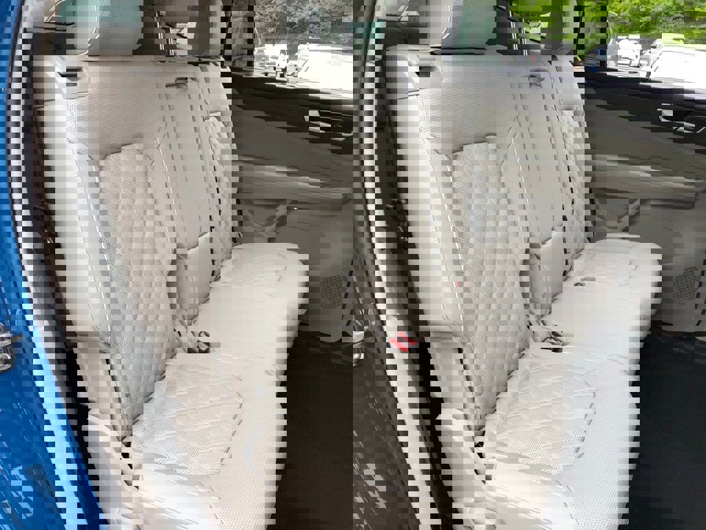 New 2025 Volkswagen Atlas SEL Premium R-Line image 32