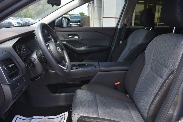 Used 2023 Nissan Rogue SV FWD image 14