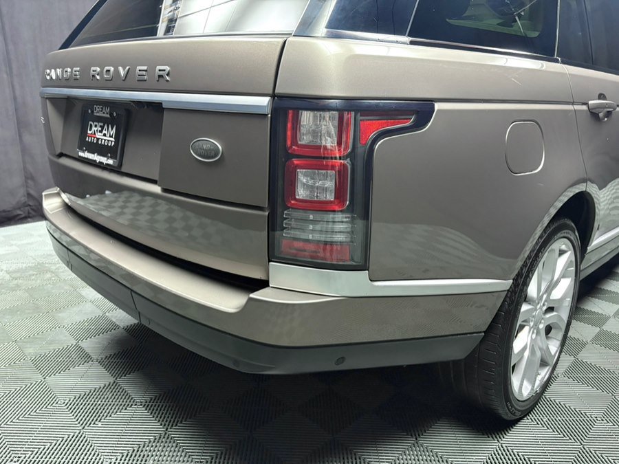 Used 2017 Land Rover Range Rover HSE image 14