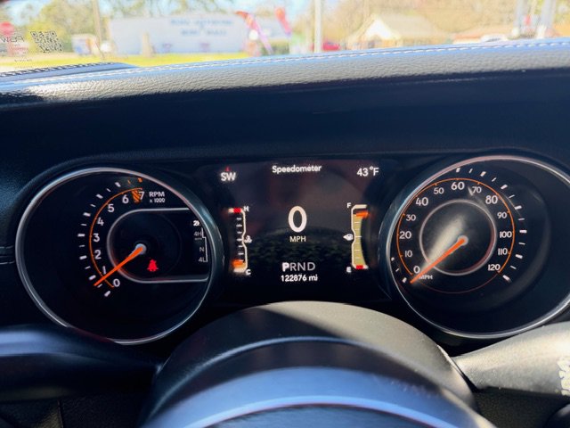 Used 2018 Jeep Wrangler Unlimited Sahara w/ LED Lighting Group image 16