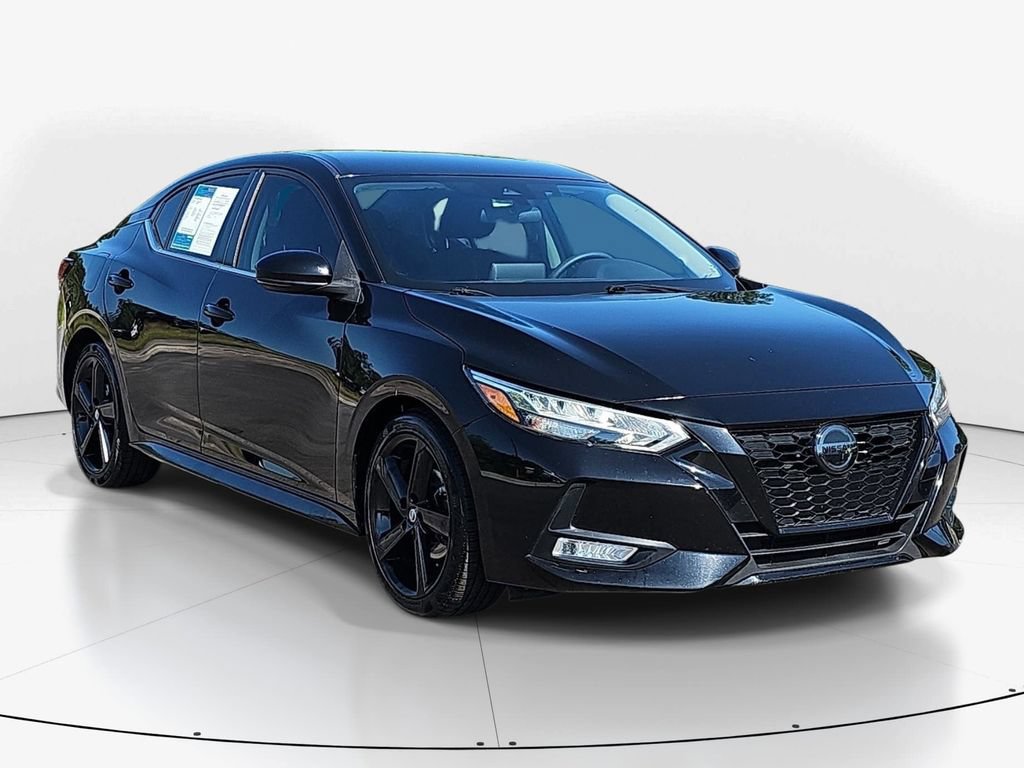 Used 2023 Nissan Sentra SR w/ Midnight Edition Package FWD image 3