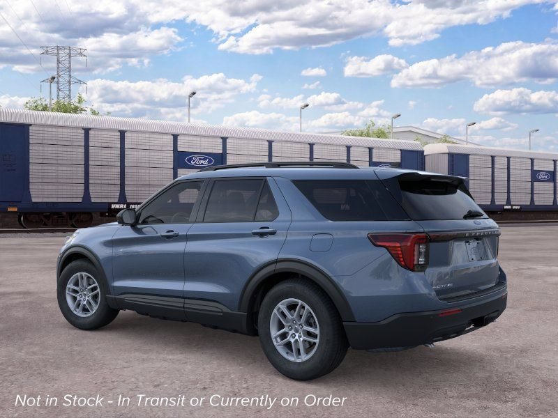 New 2026 Ford Explorer Active AWD/4WD image 4
