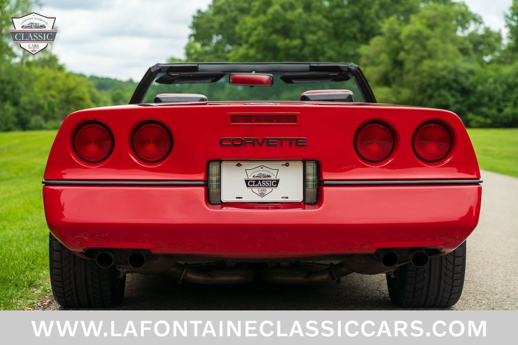 Used 1988 Chevrolet Corvette Convertible RWD image 38