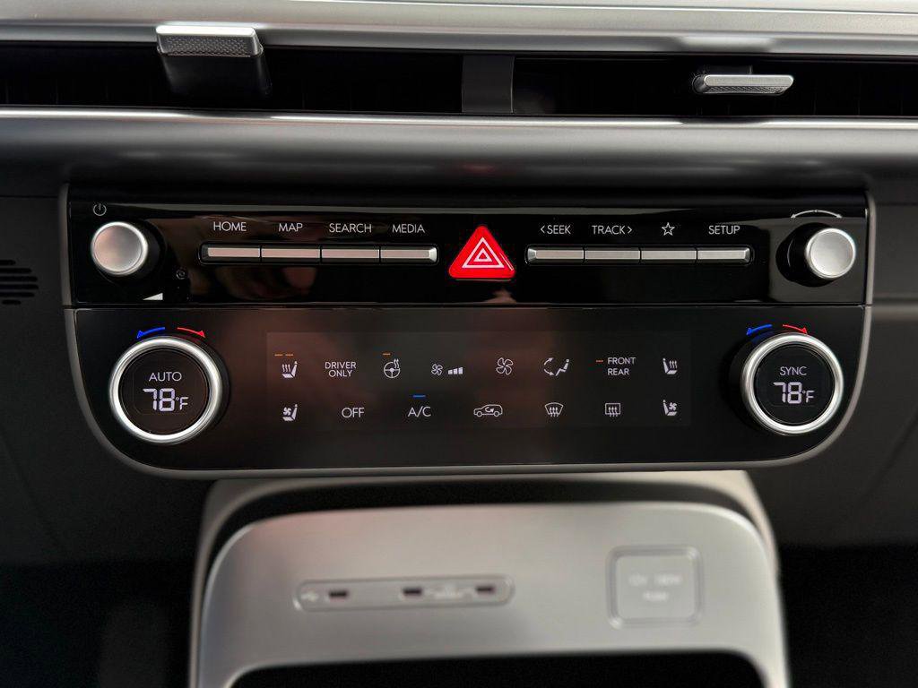 New 2026 Hyundai Ioniq 9 Limited image 28