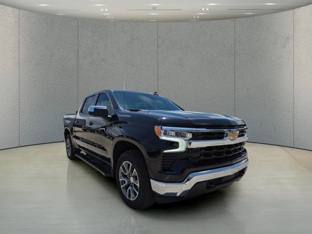 Used 2026 Chevrolet Silverado 1500 LT AWD/4WD image 13