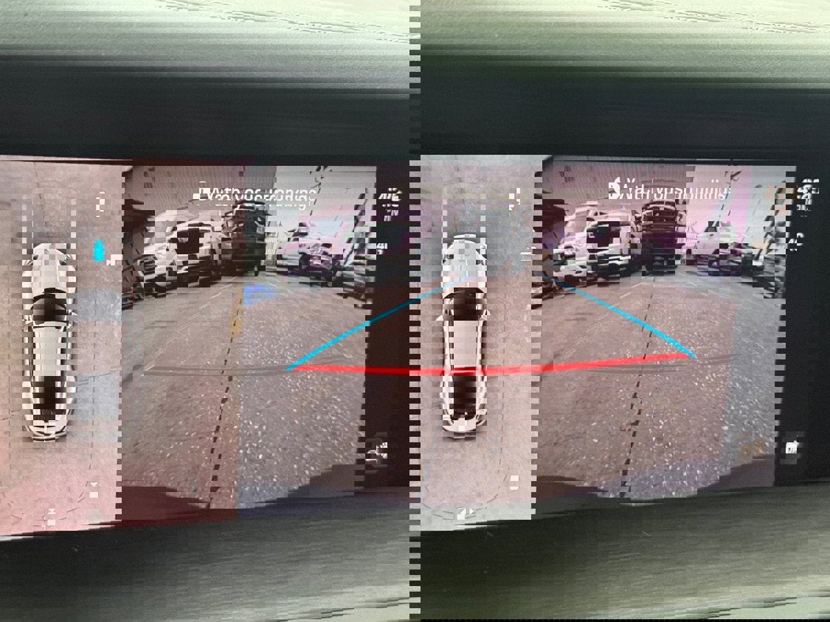 Used 2025 Porsche 911 Carrera 4 GTS image 34