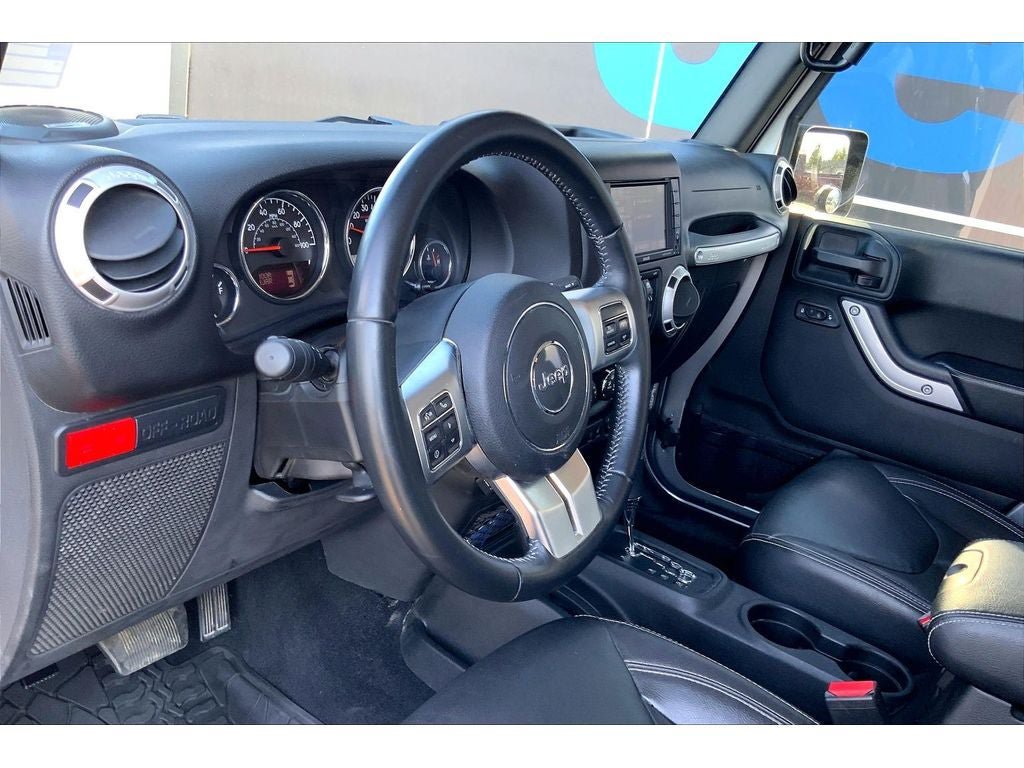 Used 2017 Jeep Wrangler Unlimited Rubicon AWD/4WD image 15