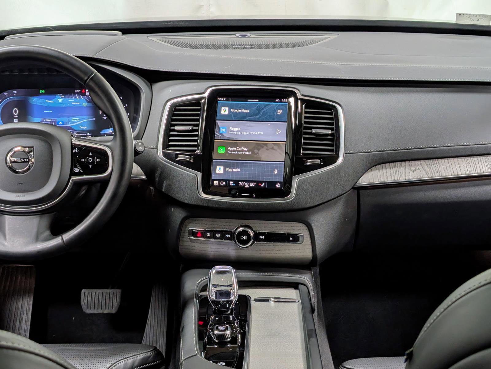 Used 2025 Volvo XC90 T8 Ultra w/ Protection Package Premier image 32