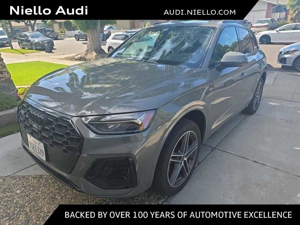 Used 2025 Audi Q5 e Premium Plus w/ Premium Plus Package