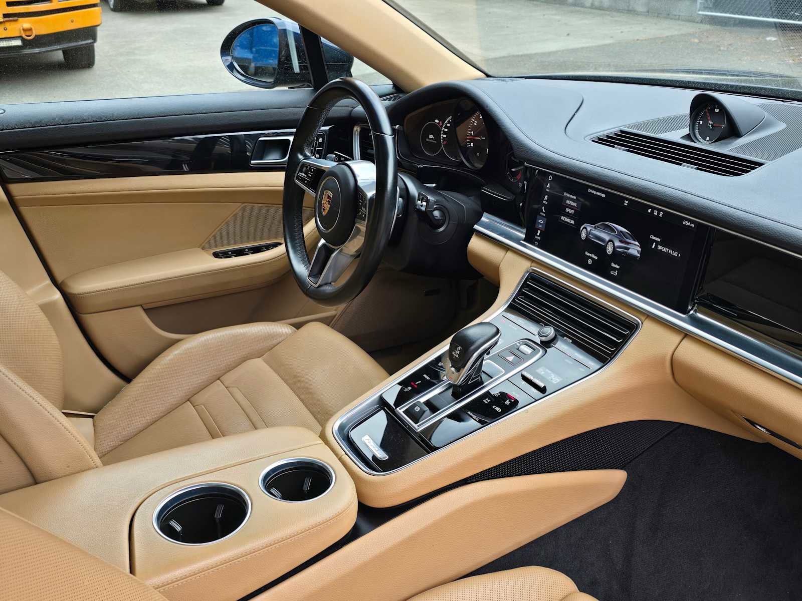 Used 2020 Porsche Panamera 4 AWD/4WD image 10