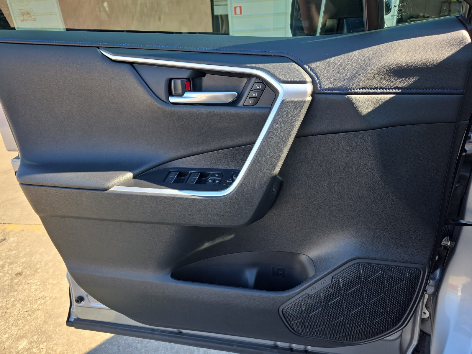 Used 2024 Toyota RAV4 XSE AWD/4WD image 24