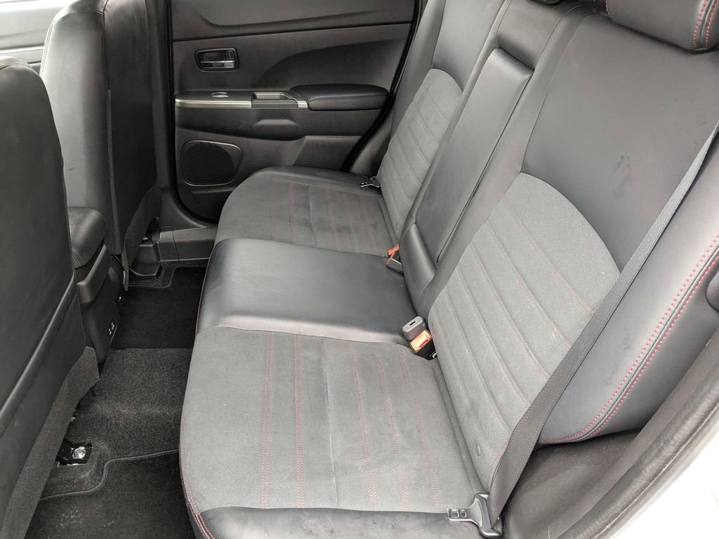 Used 2025 Mitsubishi Outlander Sport SE image 25