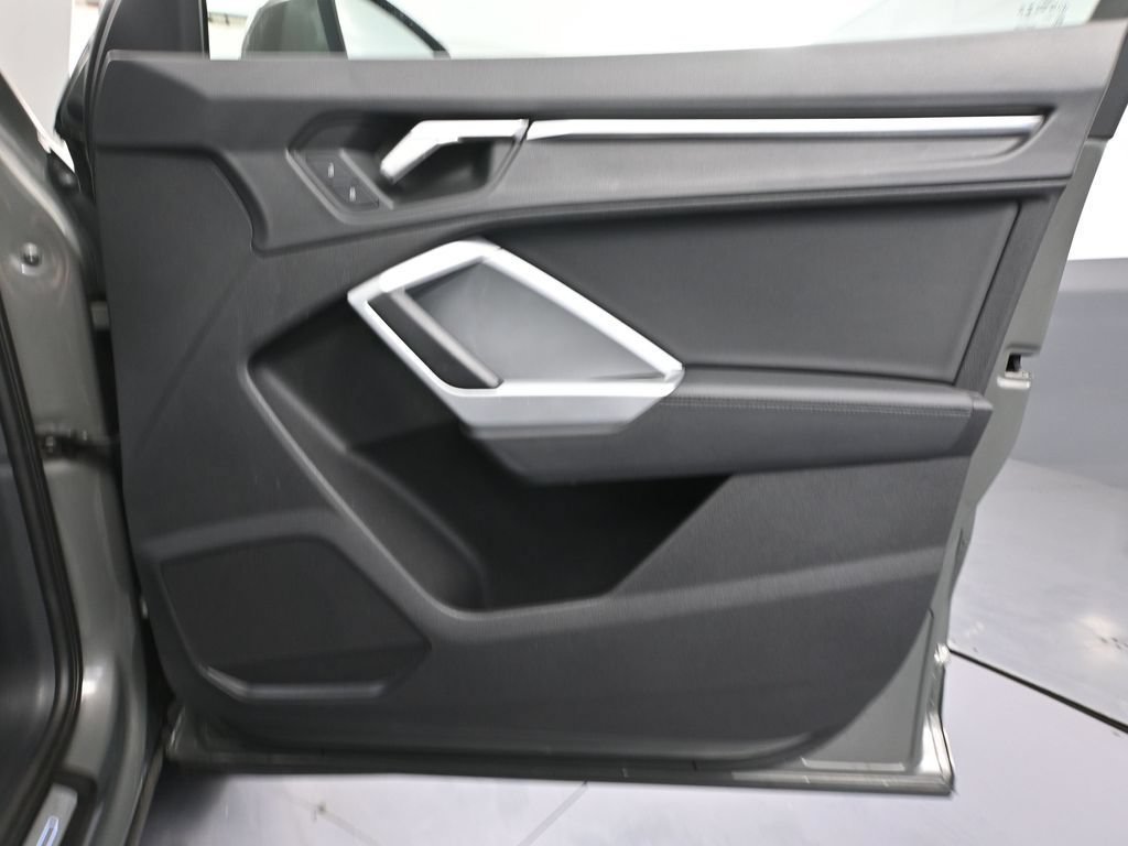 Used 2022 Audi Q3 2.0T Premium AWD/4WD image 42