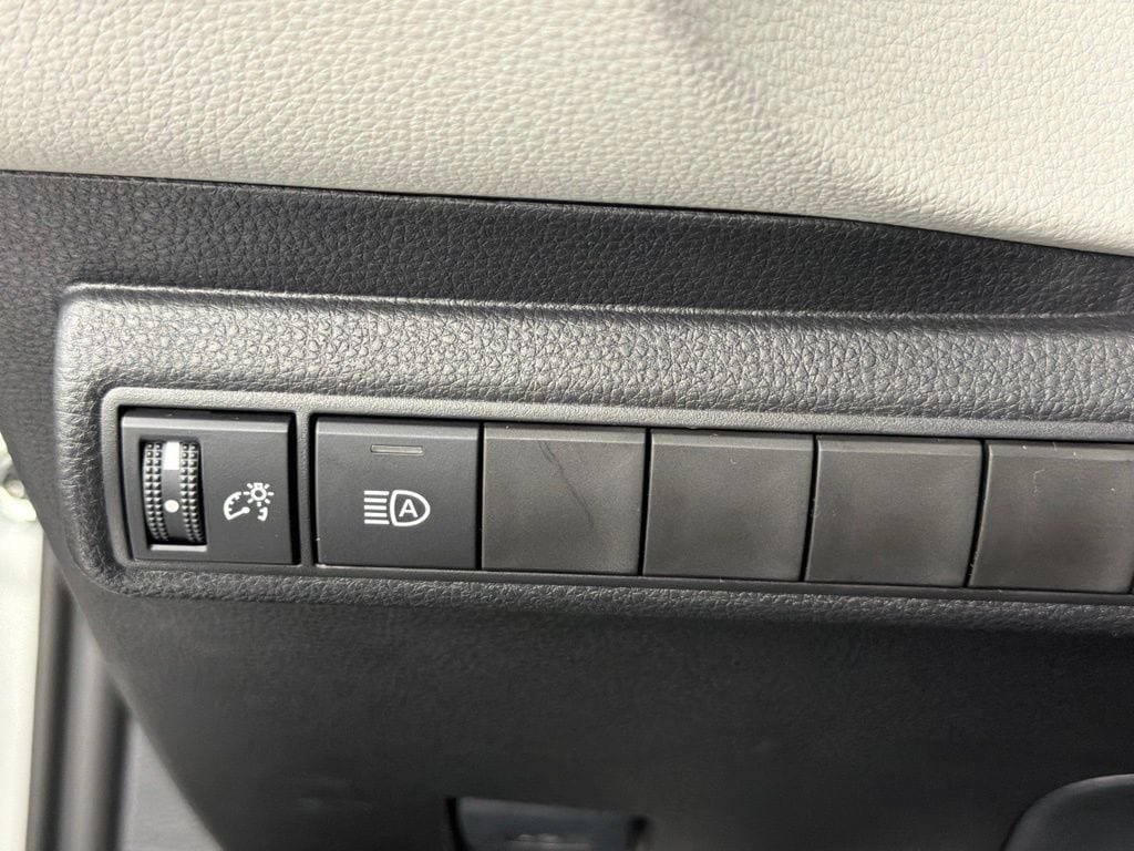 Certified 2026 Toyota Corolla LE FWD image 28