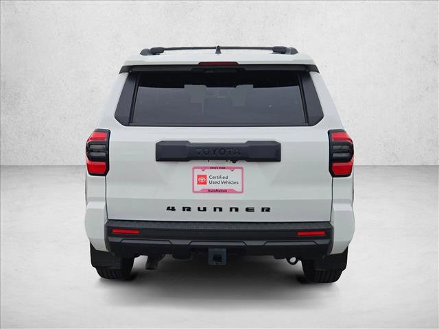 Used 2025 Toyota 4Runner SR5 AWD/4WD image 7