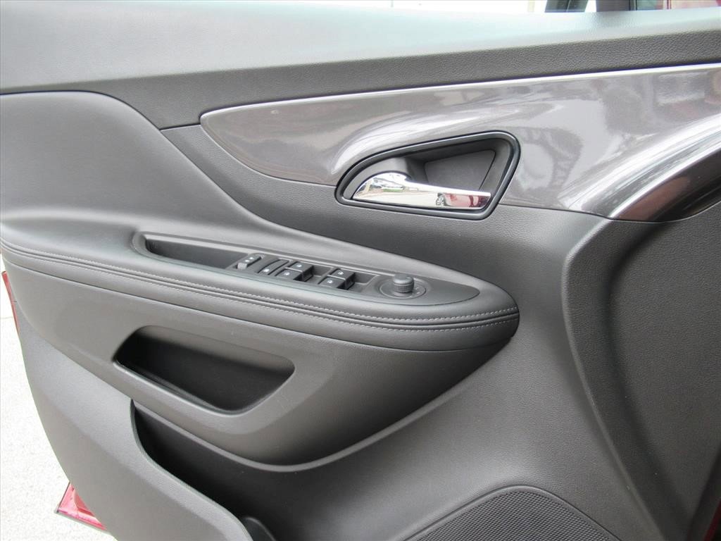 Certified 2022 Buick Encore Preferred w/ Safety Package FWD image 16