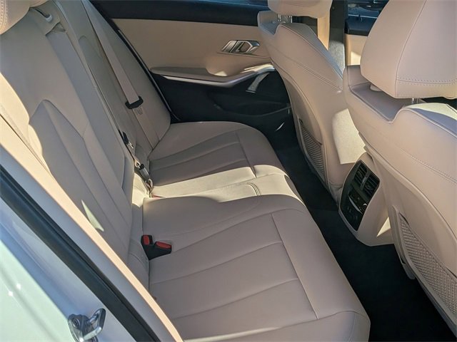 Used 2019 BMW 330i Sedan w/ Driving Assistance Package image 31