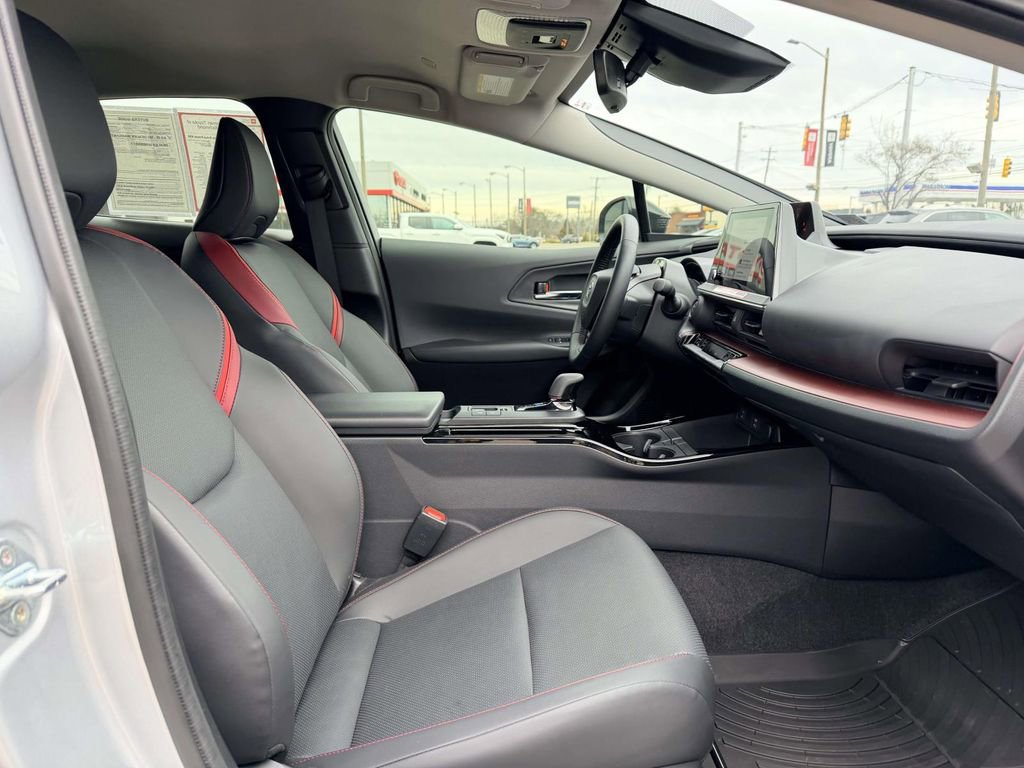 Used 2024 Toyota Prius Prime image 13