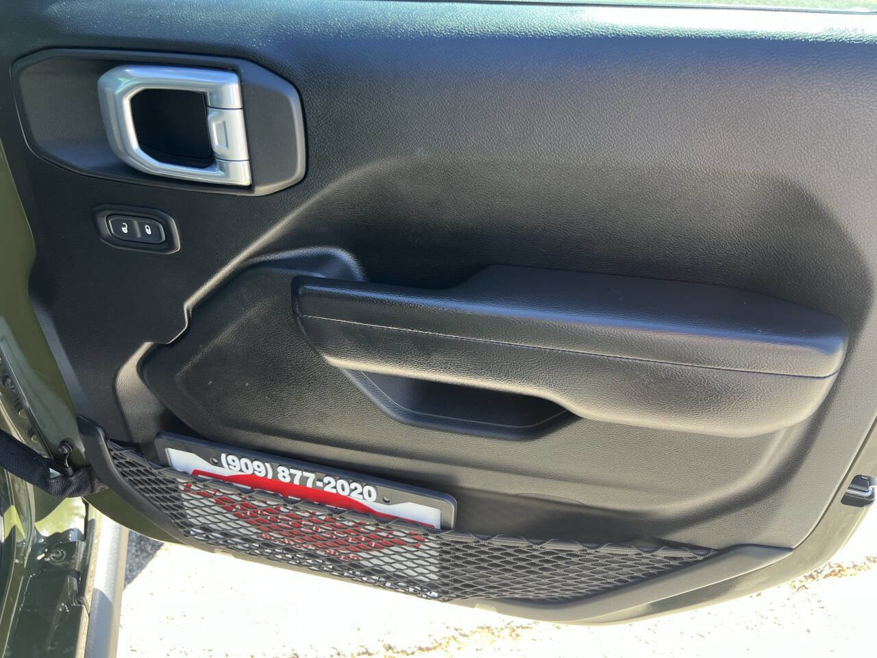 Used 2021 Jeep Gladiator Sport image 27