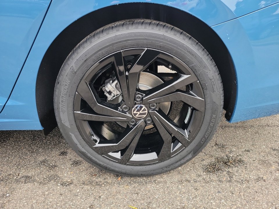 New 2026 Volkswagen Jetta SE image 22