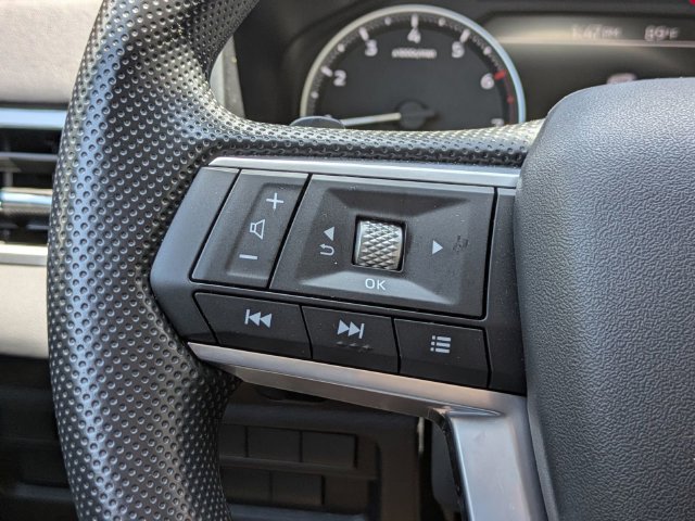 Used 2026 Mitsubishi Outlander ES FWD image 25