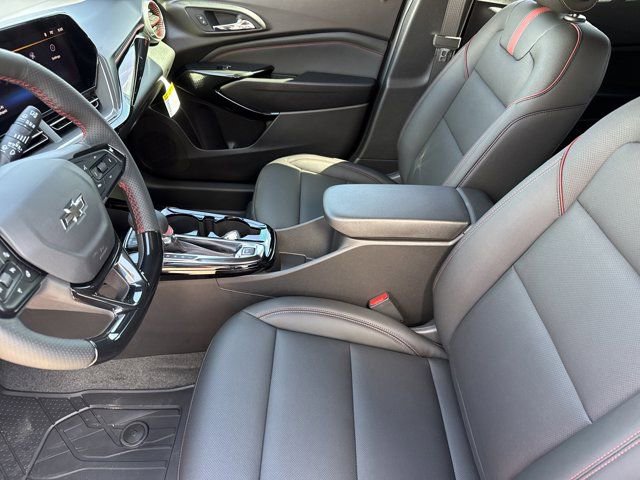 Used 2026 Chevrolet Trax RS w/ Driver Confidence Package FWD image 12