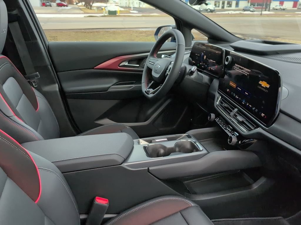 New 2026 Chevrolet Equinox EV RS image 30