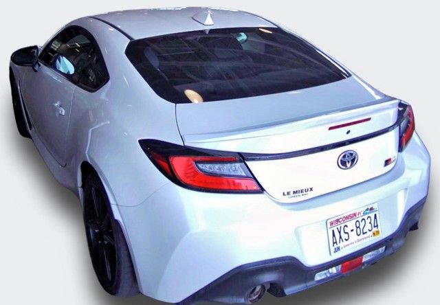 Used 2024 Toyota GR86 Premium RWD image 4
