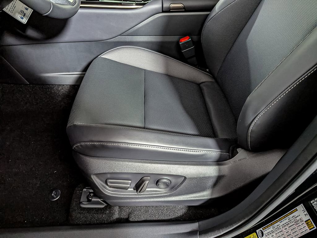 New 2026 Toyota Crown XLE image 11