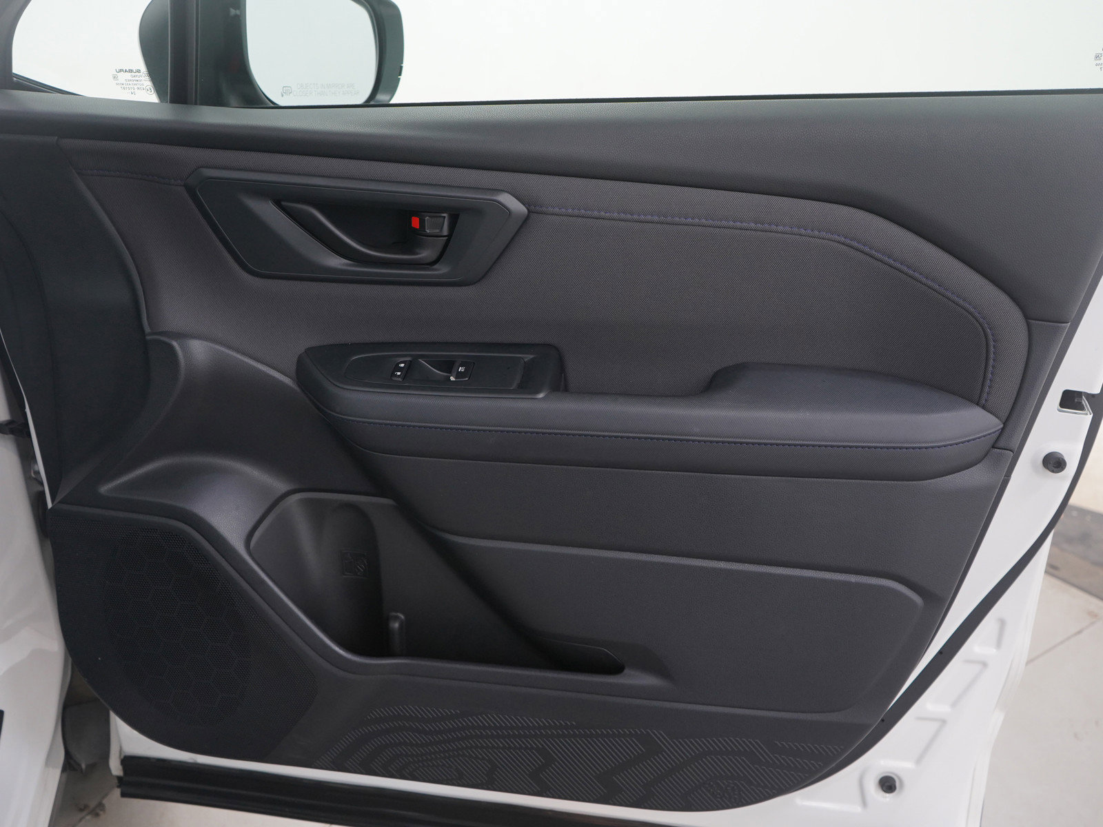 Used 2025 Subaru Forester Premium image 9