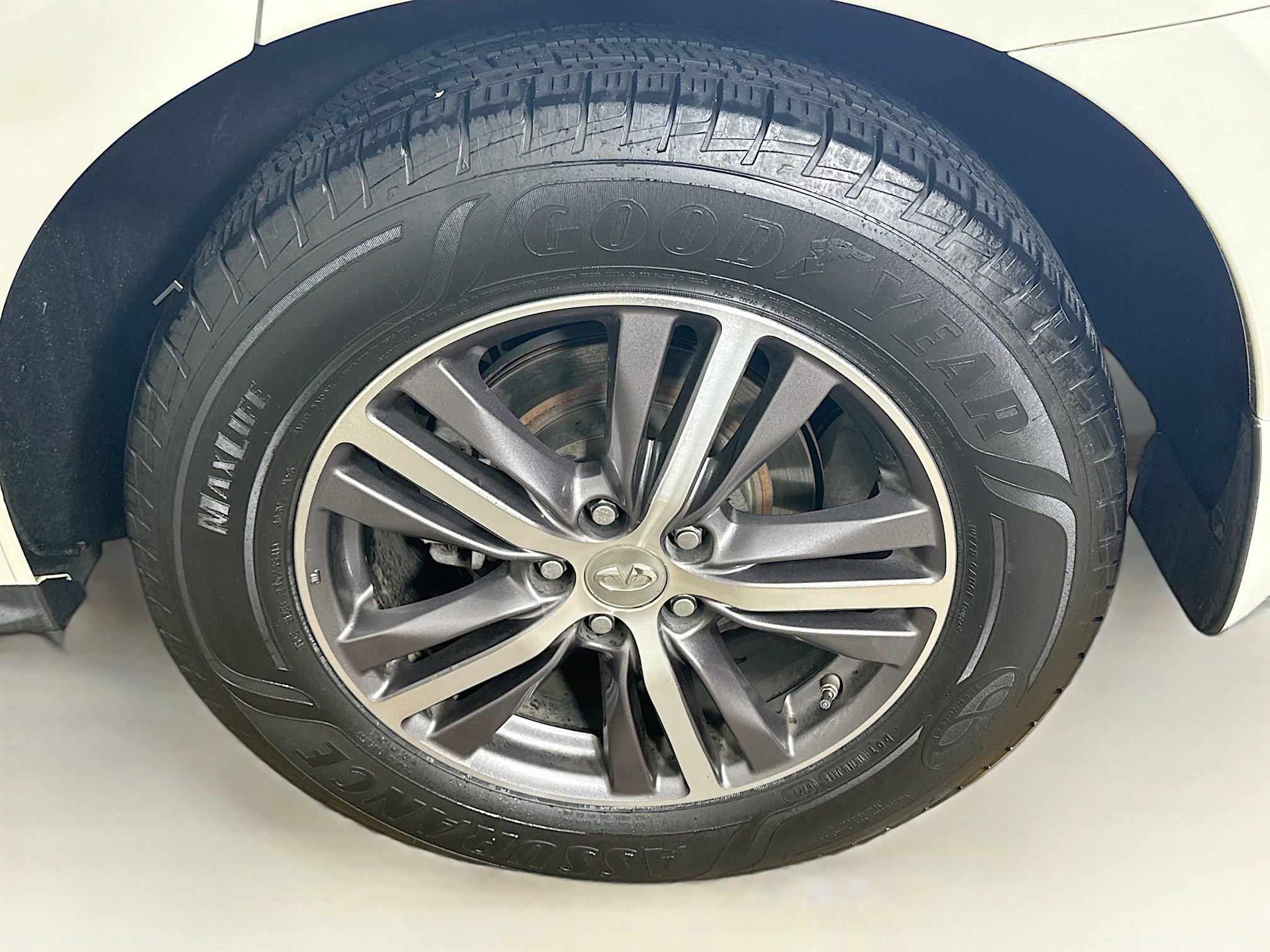 Used 2017 INFINITI QX60 FWD w/ Premium Plus Package image 11