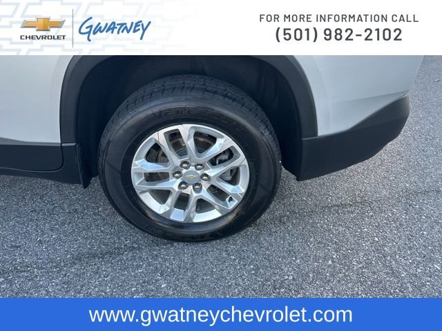 Used 2021 Chevrolet Traverse LS image 10