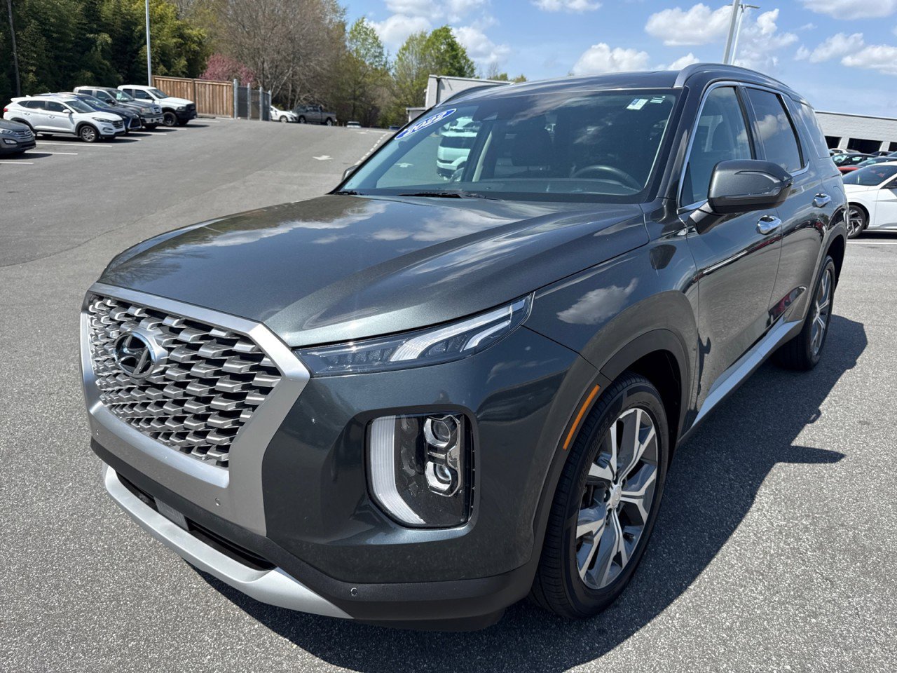 Used 2022 Hyundai Palisade SEL w/ 8P Bench Seat Package image 3