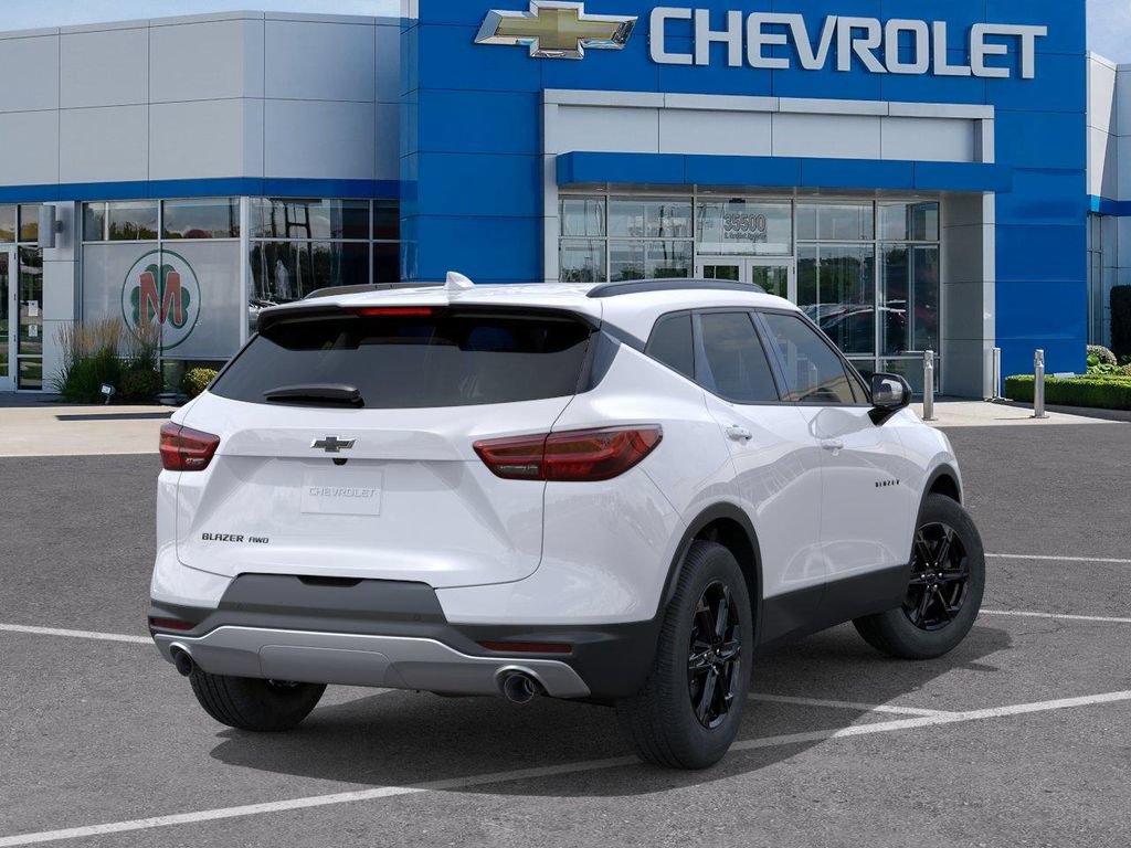 New 2026 Chevrolet Blazer LT w/ Convenience Package AWD/4WD image 4