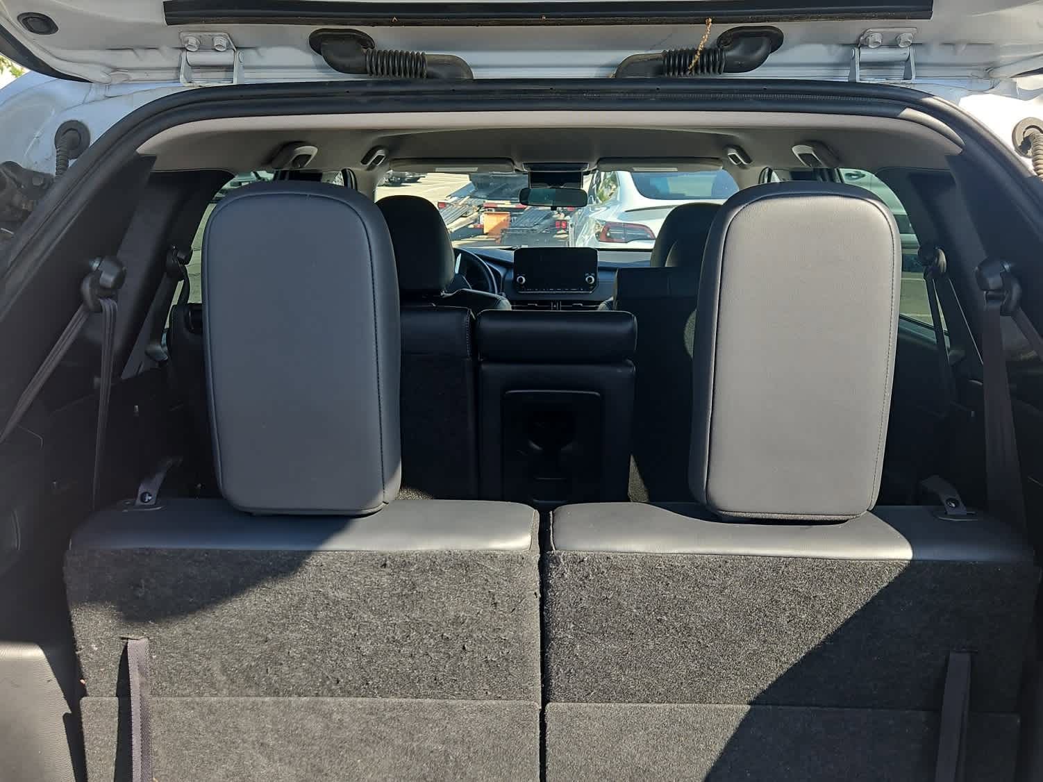 Used 2023 Mitsubishi Outlander SE image 9