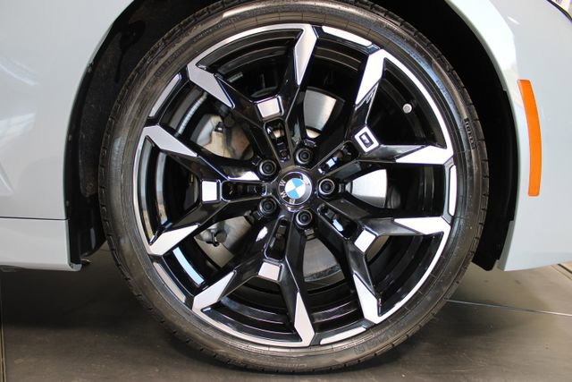 Used 2026 BMW 330i xDrive Sedan AWD/4WD image 36