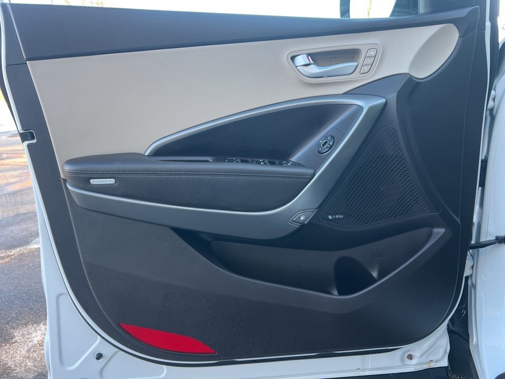 Used 2017 Hyundai Santa Fe Sport w/ Cargo Package image 11