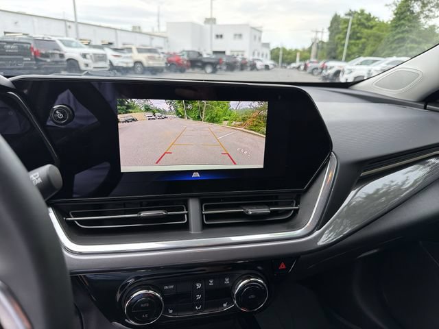 Certified 2024 Chevrolet Trax ACTIV w/ Driver Confidence Package FWD image 14