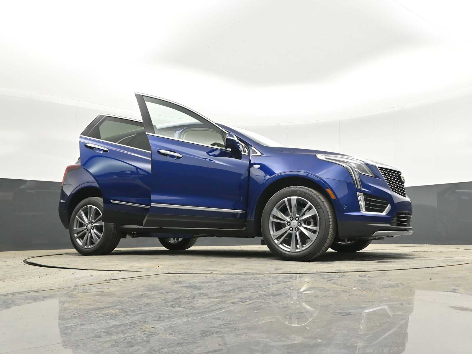 New 2025 Cadillac XT5 Premium Luxury w/ Technology Package image 53