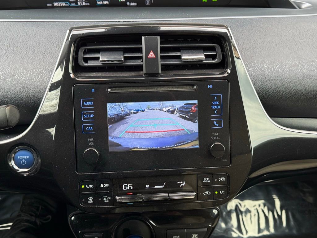 Used 2019 Toyota Prius LE image 32