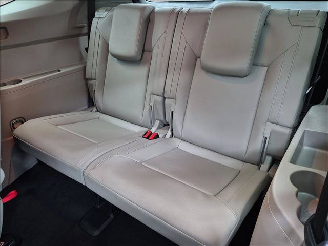 Used 2019 Volkswagen Atlas SEL R-Line FWD image 20
