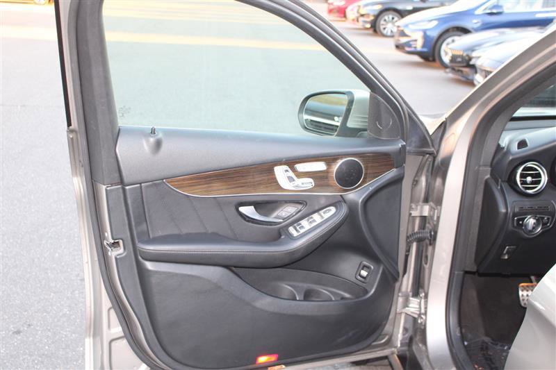 Used 2019 Mercedes-Benz GLC 300 GLC 300 image 11