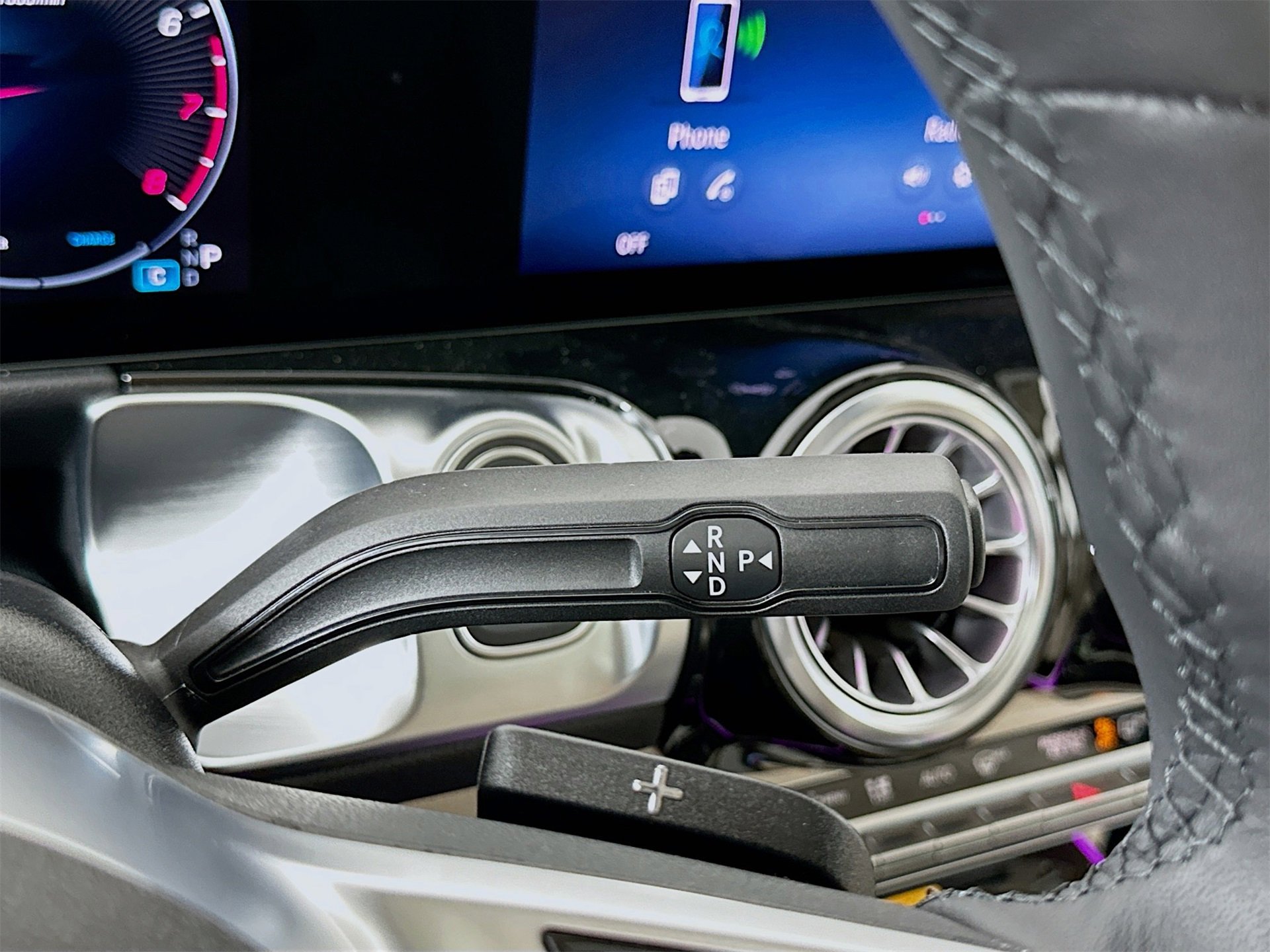 New 2026 Mercedes-Benz GLB 250 image 17