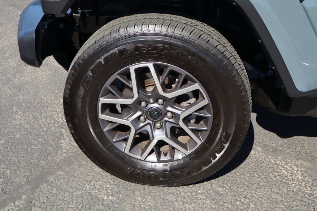 Certified 2026 Jeep Wrangler Unlimited Sahara AWD/4WD image 14