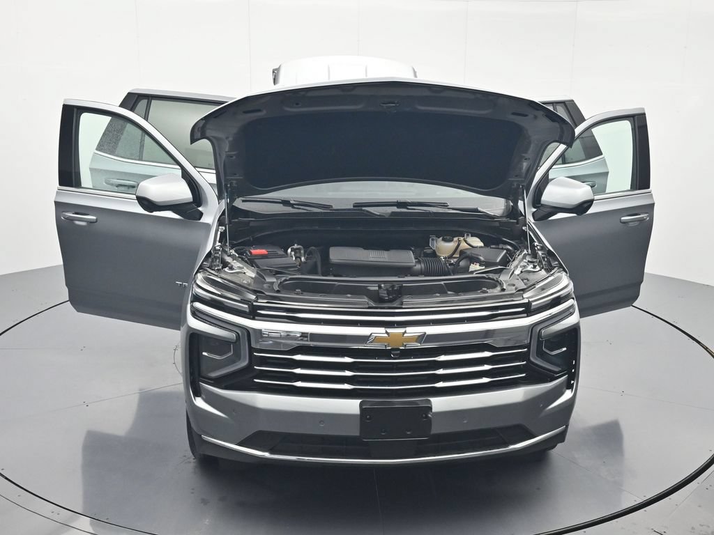 Used 2025 Chevrolet Tahoe LT AWD/4WD image 45