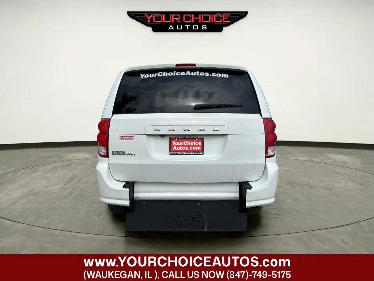 Used 2017 Dodge Grand Caravan SE w/ Power Window Group FWD image 5