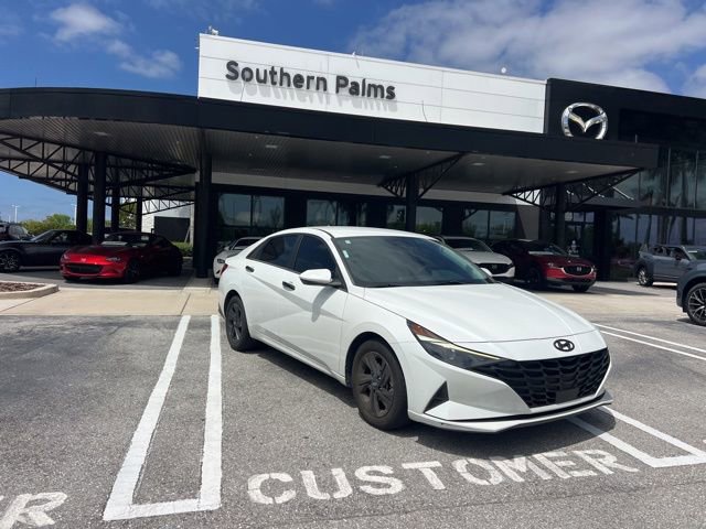 Used 2022 Hyundai Elantra SEL w/ Convenience Package image 5