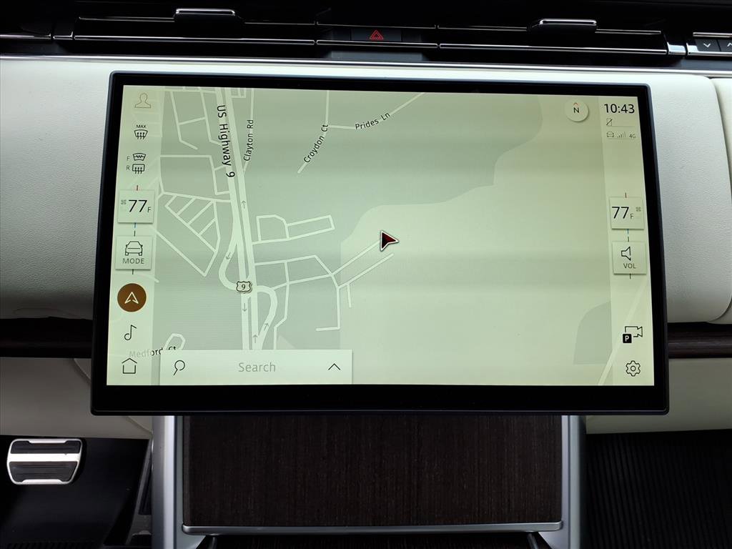 New 2026 Land Rover Range Rover SE image 12