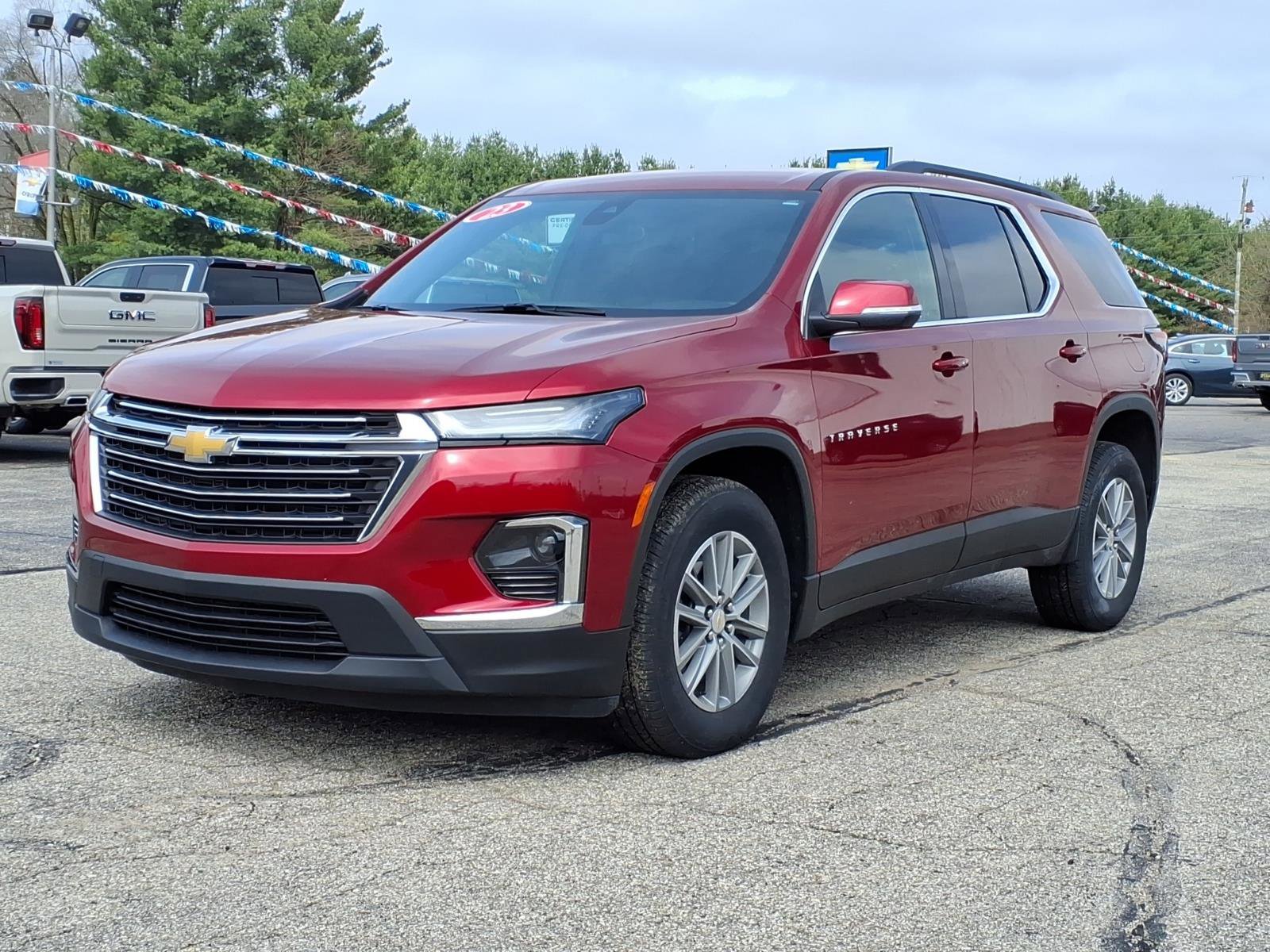 Certified 2023 Chevrolet Traverse LT image 3